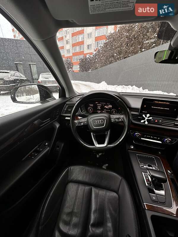 Внедорожник / Кроссовер Audi Q5 2017 в Львове