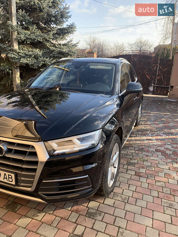 Внедорожник / Кроссовер Audi Q5 2017 в Ужгороде фото Внедорожник / Кроссовер Audi Q5 2017 в Ужгороде