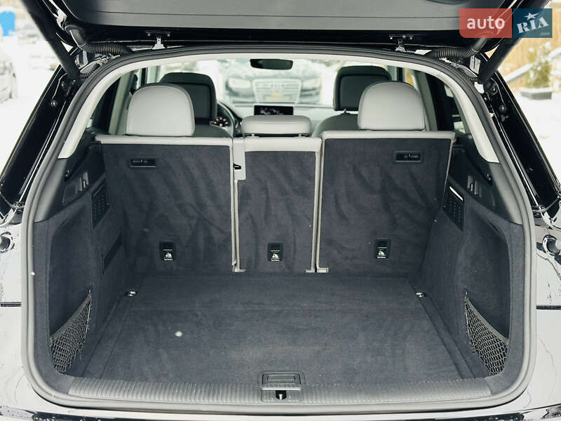 Внедорожник / Кроссовер Audi Q5 2019 в Харькове