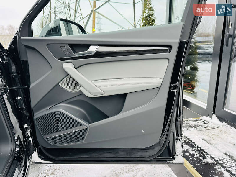 Внедорожник / Кроссовер Audi Q5 2019 в Харькове