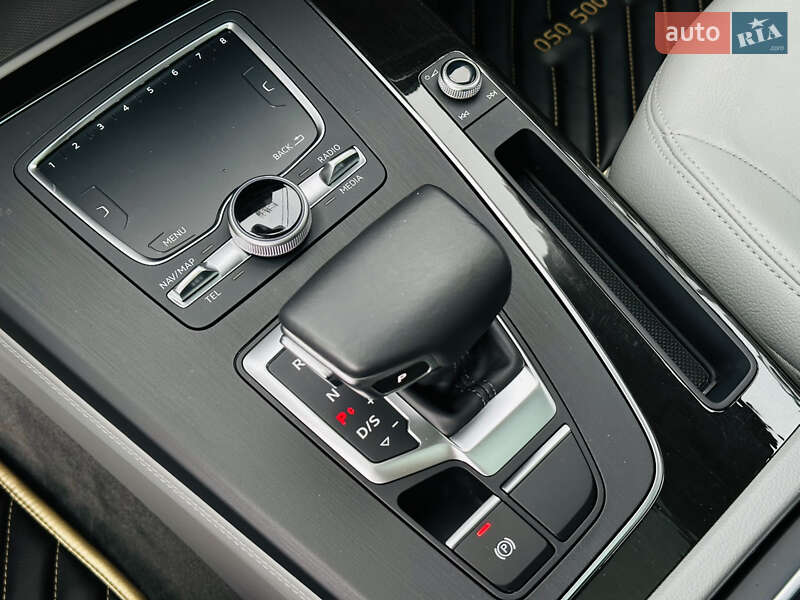 Внедорожник / Кроссовер Audi Q5 2019 в Харькове