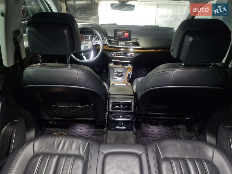 Внедорожник / Кроссовер Audi Q5 2018 в Днепре