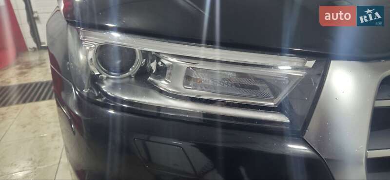 Внедорожник / Кроссовер Audi Q5 2018 в Днепре