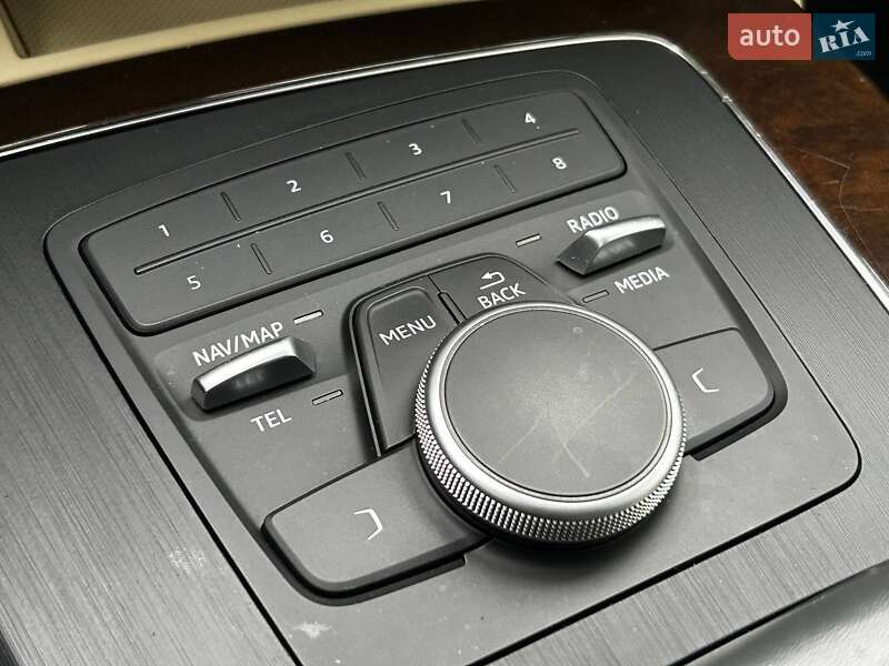 Внедорожник / Кроссовер Audi Q5 2019 в Киеве