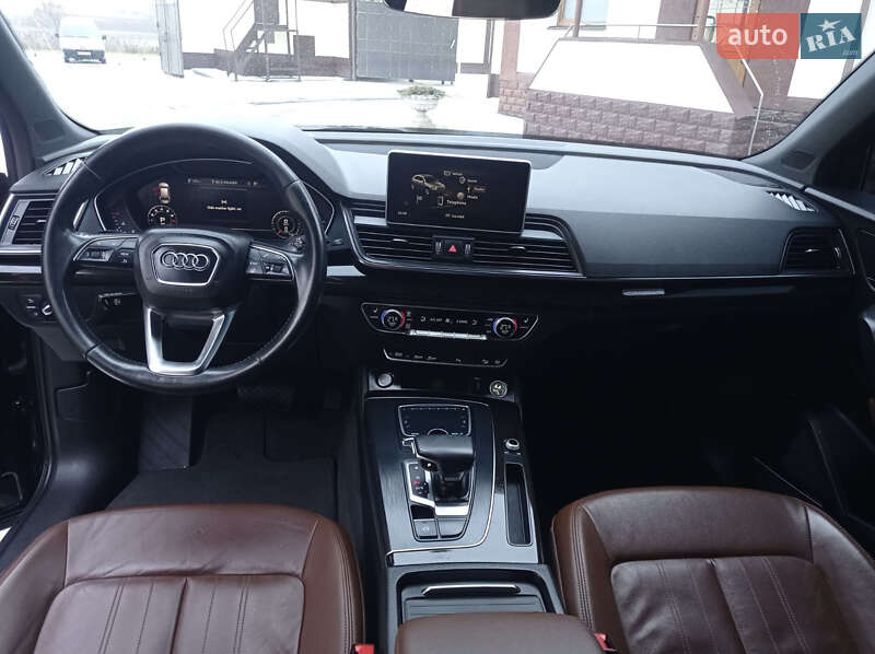 Внедорожник / Кроссовер Audi Q5 2019 в Ровно