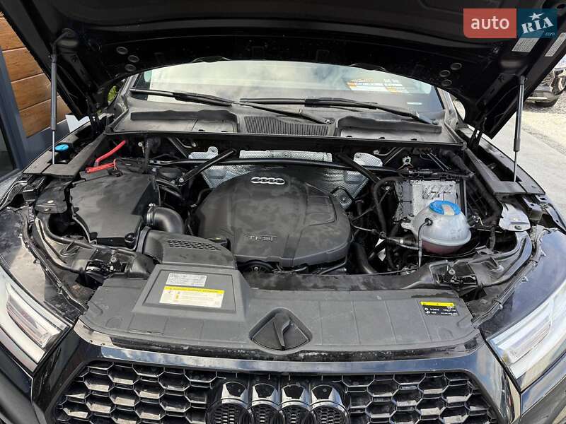 Внедорожник / Кроссовер Audi Q5 2017 в Ровно