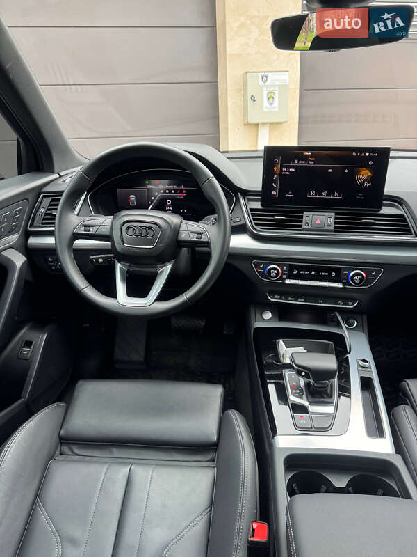 Внедорожник / Кроссовер Audi Q5 2024 в Одессе