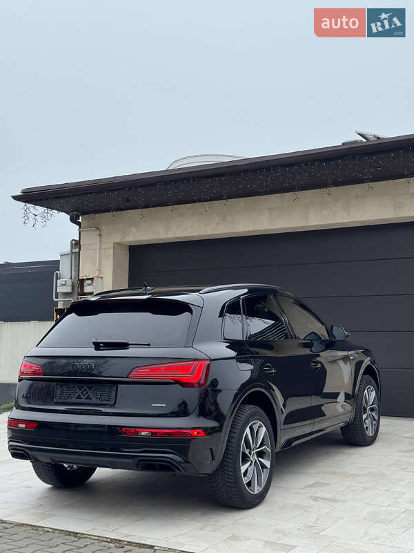 Внедорожник / Кроссовер Audi Q5 2024 в Одессе