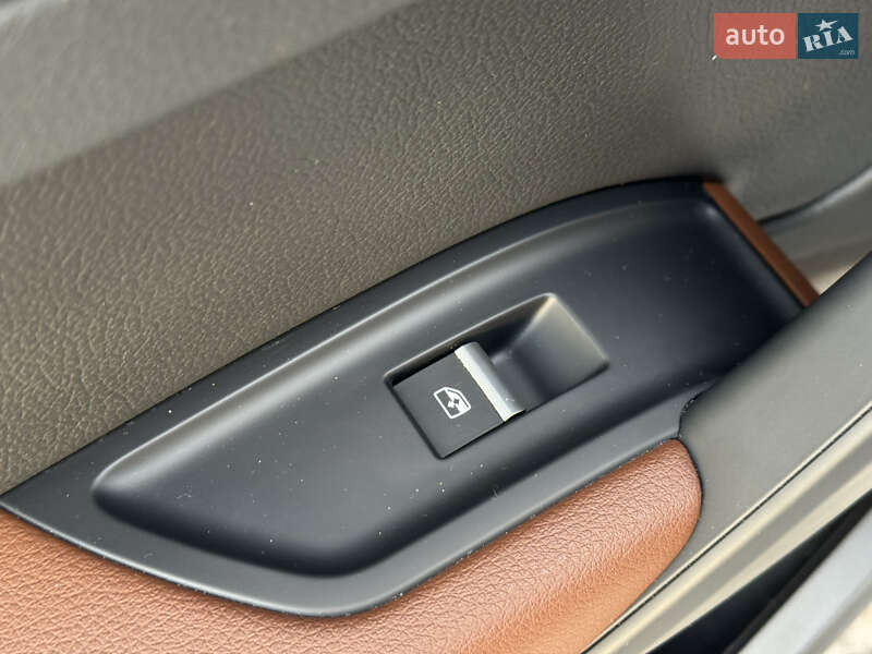 Внедорожник / Кроссовер Audi Q5 2018 в Киеве