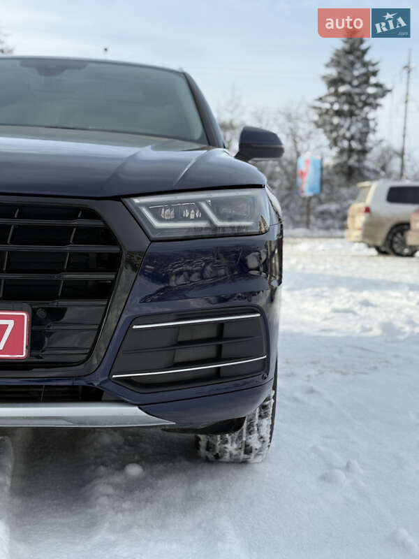 Внедорожник / Кроссовер Audi Q5 2018 в Тернополе