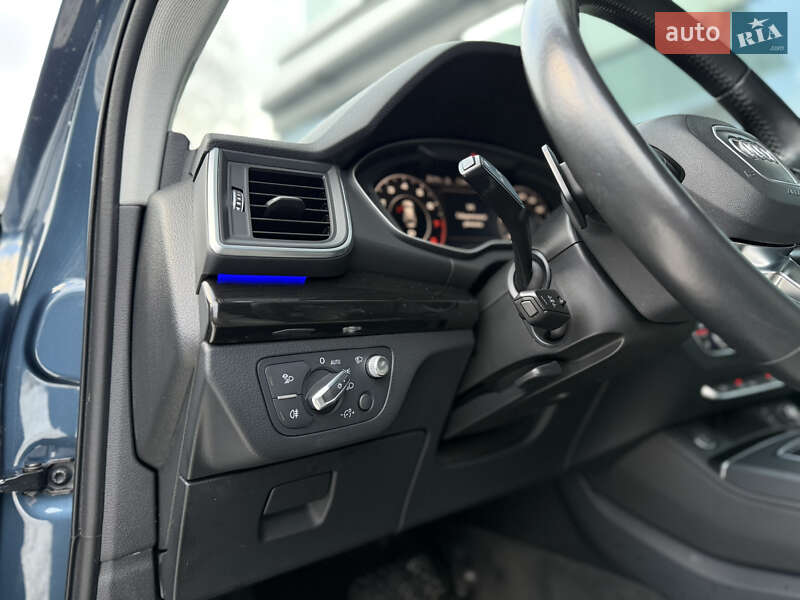 Внедорожник / Кроссовер Audi Q5 2018 в Львове