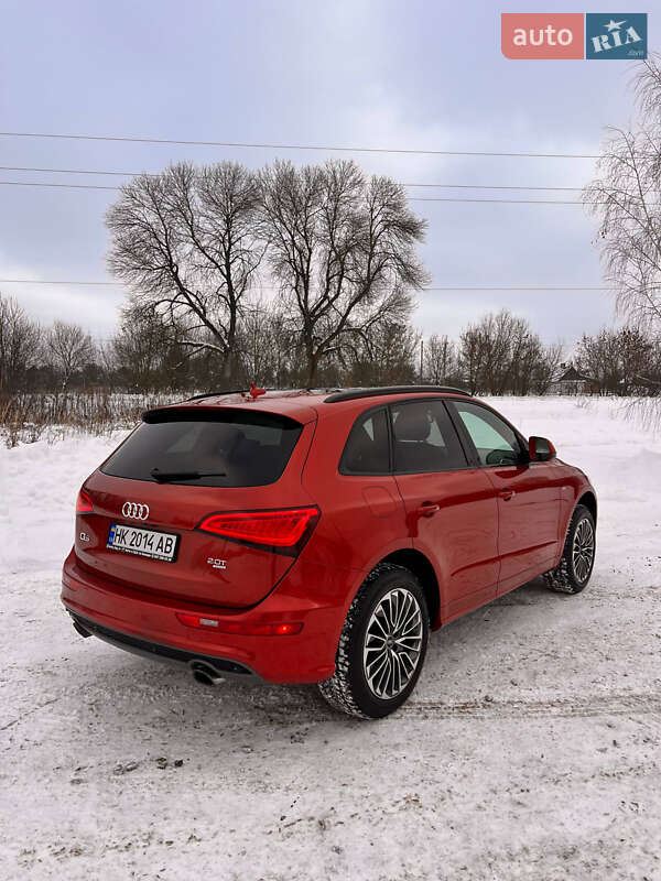 Внедорожник / Кроссовер Audi Q5 2014 в Костополе