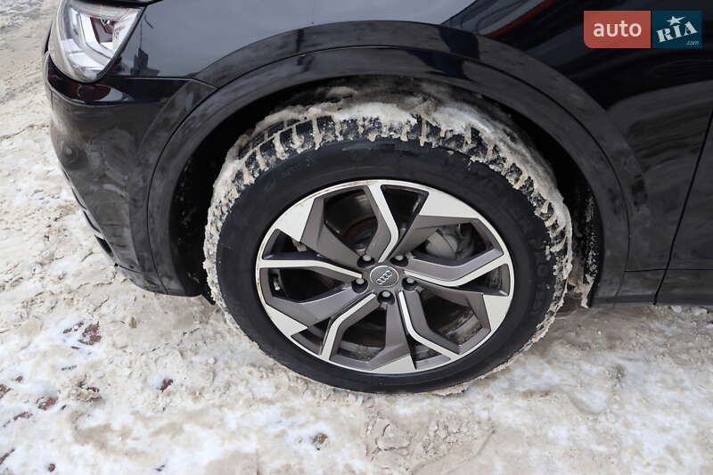 Внедорожник / Кроссовер Audi Q5 2018 в Львове