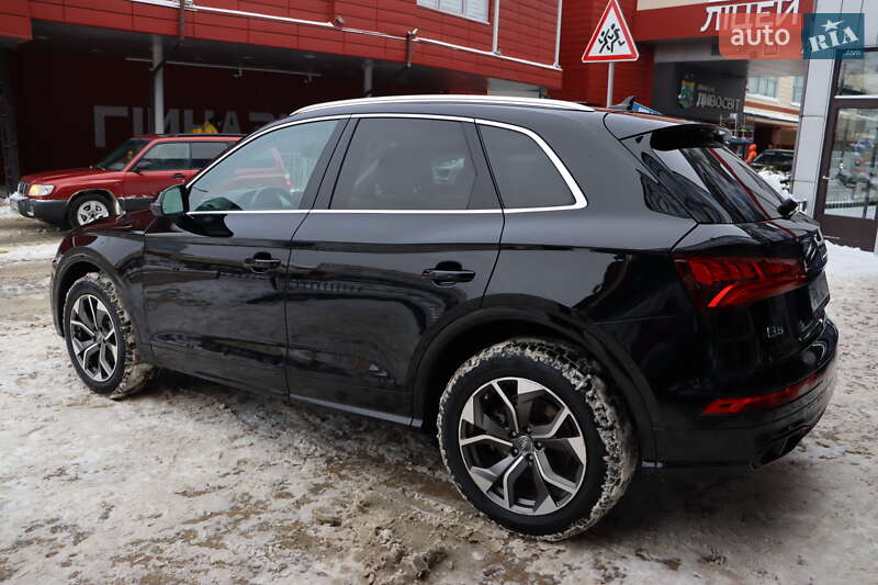 Внедорожник / Кроссовер Audi Q5 2018 в Львове