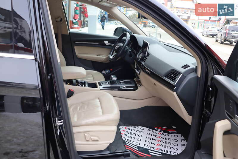 Внедорожник / Кроссовер Audi Q5 2018 в Львове