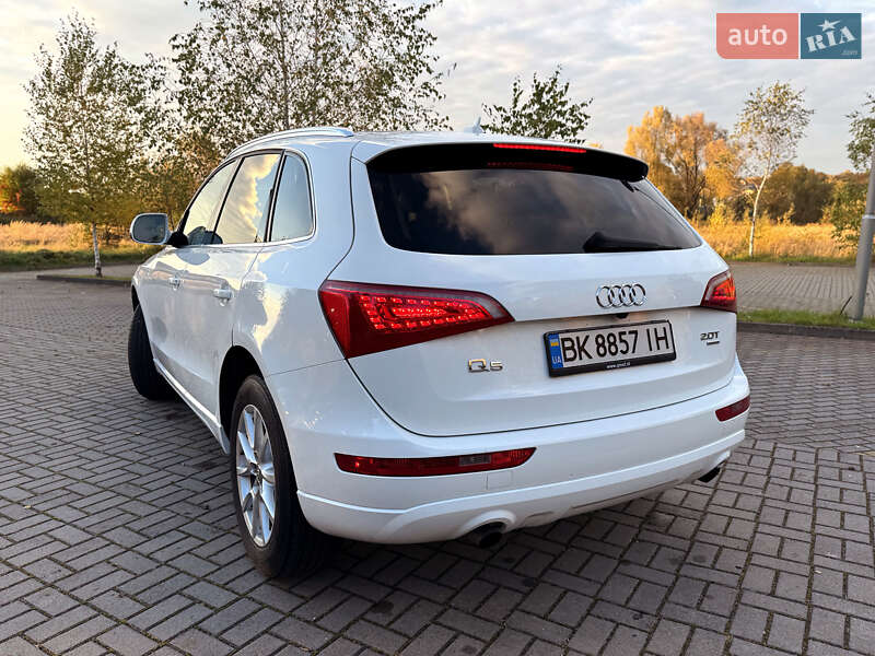 Внедорожник / Кроссовер Audi Q5 2011 в Дрогобыче