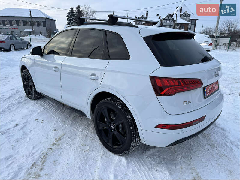 Внедорожник / Кроссовер Audi Q5 2019 в Луцке
