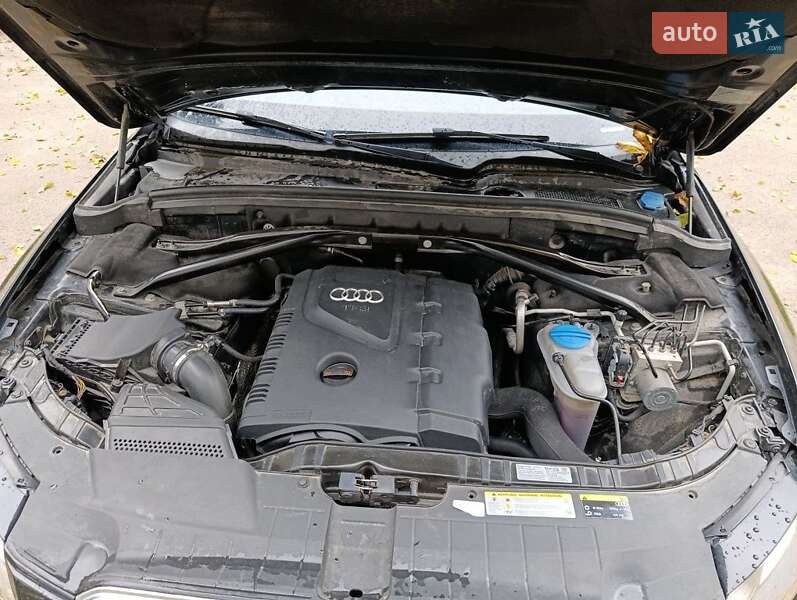 Внедорожник / Кроссовер Audi Q5 2013 в Тернополе