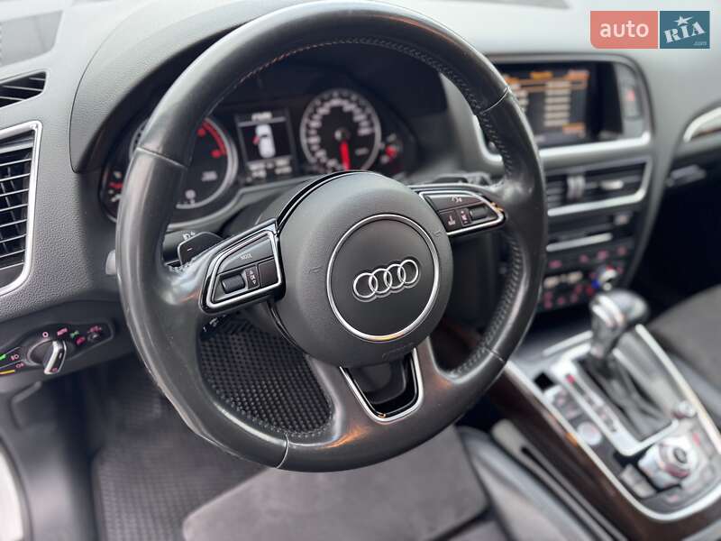 Внедорожник / Кроссовер Audi Q5 2016 в Виннице