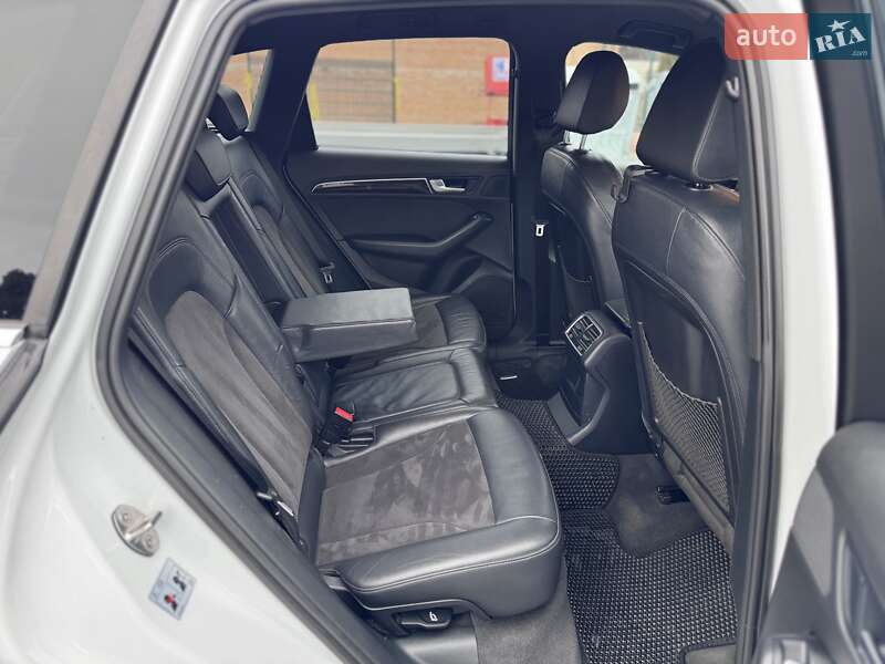 Внедорожник / Кроссовер Audi Q5 2016 в Виннице