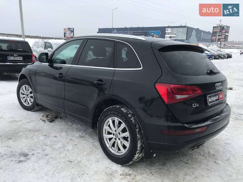 Внедорожник / Кроссовер Audi Q5 2010 в Львове