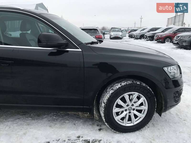 Внедорожник / Кроссовер Audi Q5 2010 в Львове