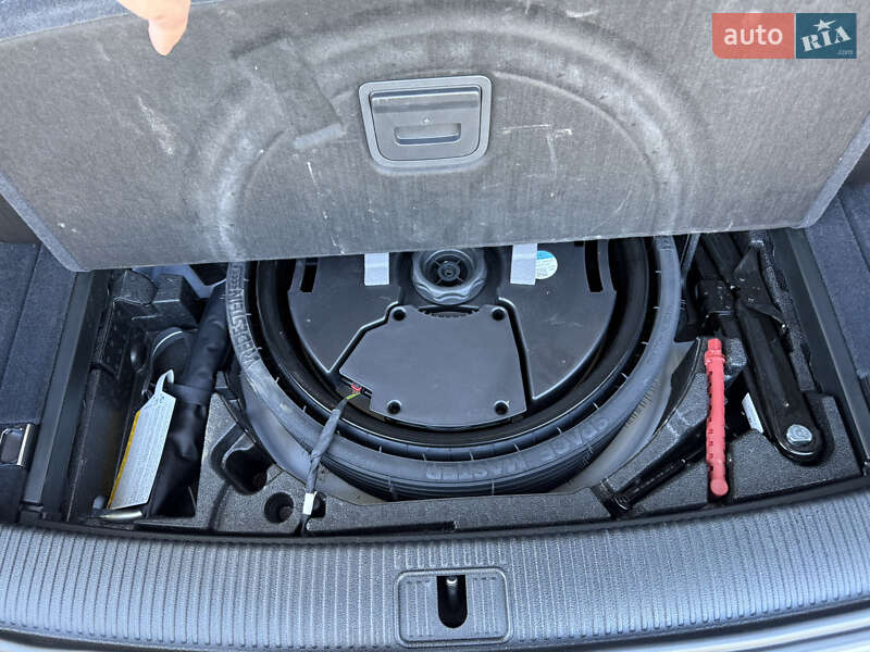 Внедорожник / Кроссовер Audi Q5 2023 в Броварах