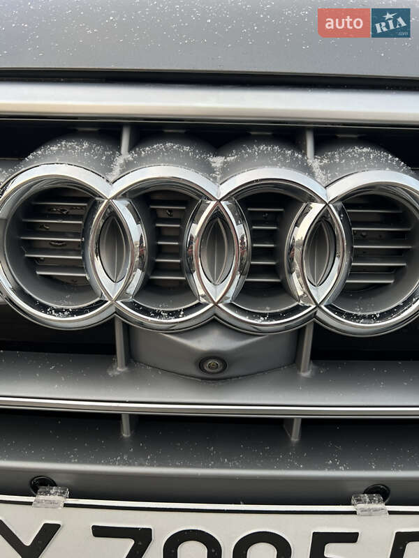 Внедорожник / Кроссовер Audi Q5 2017 в Дергачах