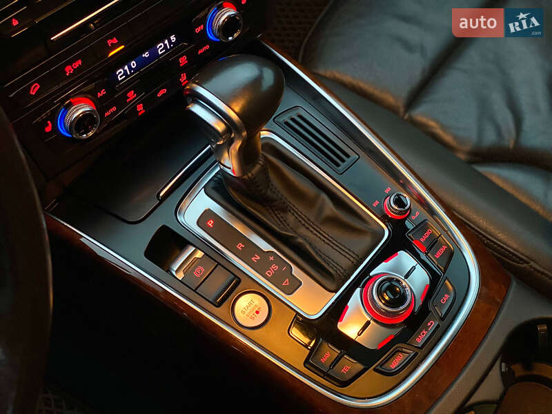 Внедорожник / Кроссовер Audi Q5 2014 в Киеве