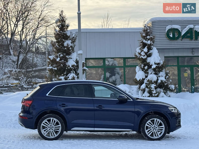 Внедорожник / Кроссовер Audi Q5 2018 в Тернополе