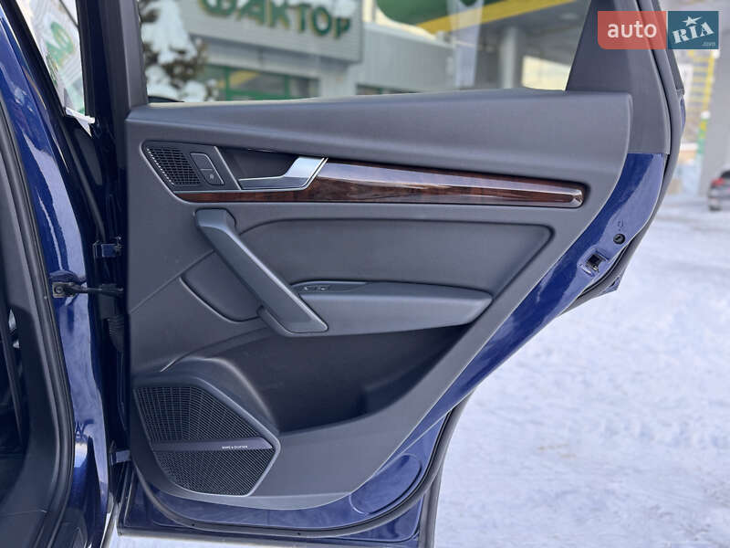 Внедорожник / Кроссовер Audi Q5 2018 в Тернополе