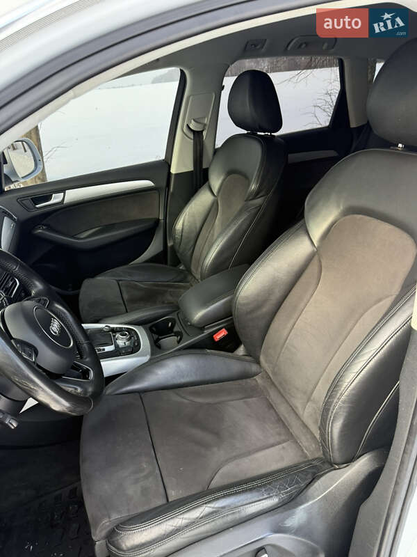Внедорожник / Кроссовер Audi Q5 2013 в Ровно