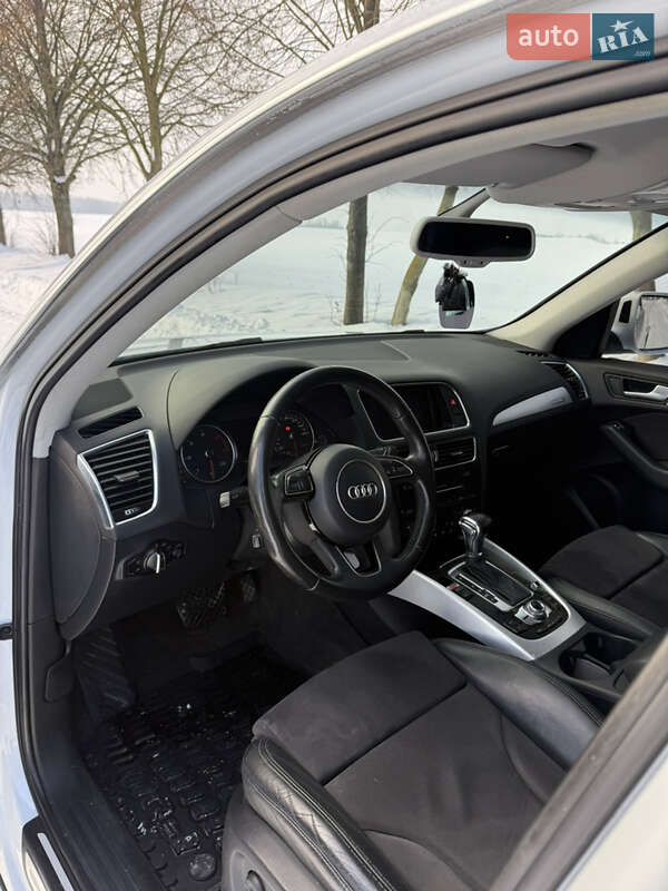Внедорожник / Кроссовер Audi Q5 2013 в Ровно