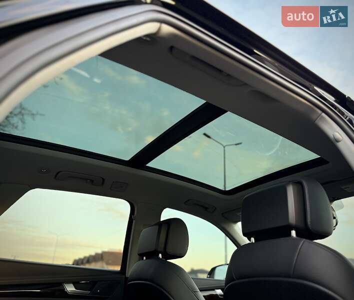 Внедорожник / Кроссовер Audi Q5 2017 в Киеве