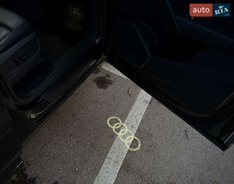 Внедорожник / Кроссовер Audi Q5 2017 в Киеве