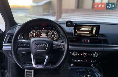 Внедорожник / Кроссовер Audi Q5 2017 в Киеве