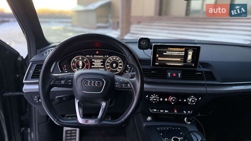 Внедорожник / Кроссовер Audi Q5 2017 в Киеве