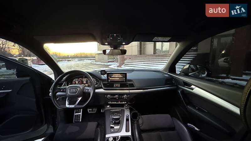 Внедорожник / Кроссовер Audi Q5 2017 в Киеве