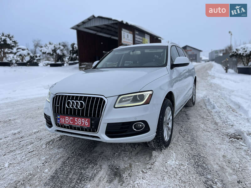 Внедорожник / Кроссовер Audi Q5 2015 в Луцке