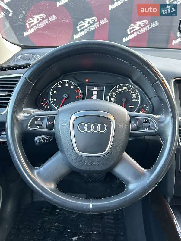 Внедорожник / Кроссовер Audi Q5 2011 в Сумах