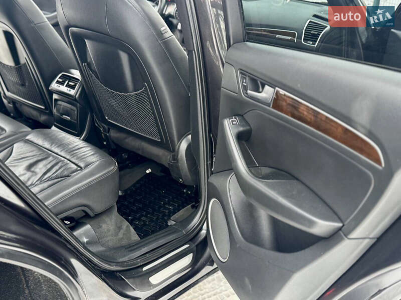 Внедорожник / Кроссовер Audi Q5 2015 в Дрогобыче