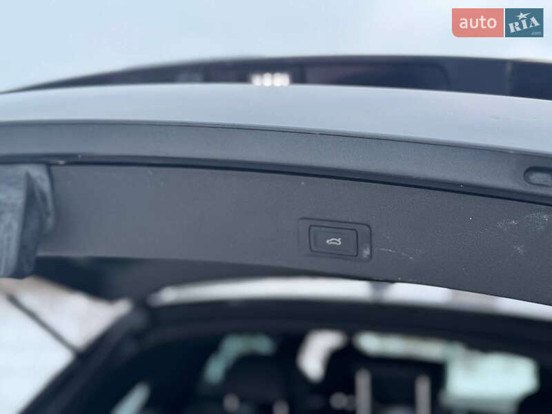 Внедорожник / Кроссовер Audi Q5 2015 в Дрогобыче