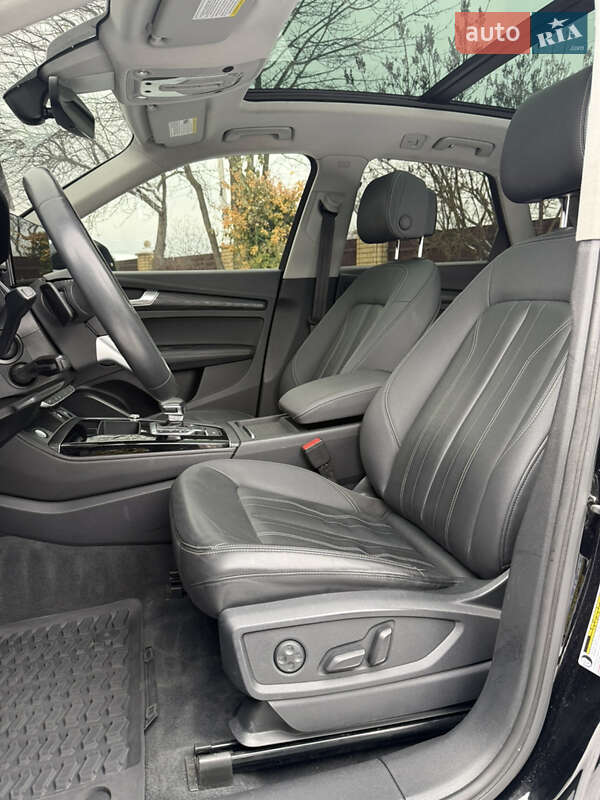 Внедорожник / Кроссовер Audi Q5 2020 в Ивано-Франковске