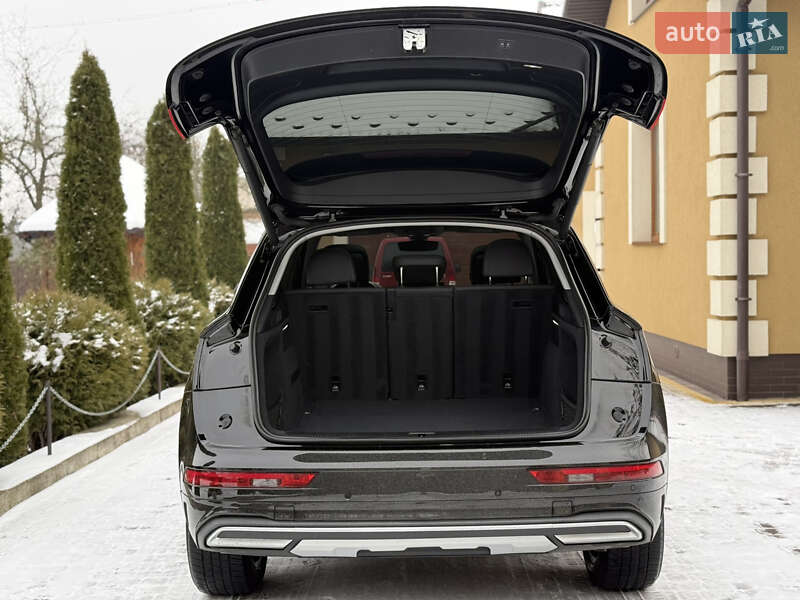 Внедорожник / Кроссовер Audi Q5 2020 в Ивано-Франковске