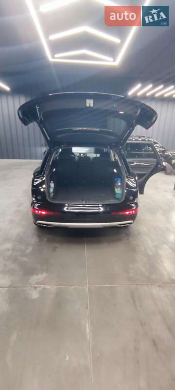 Внедорожник / Кроссовер Audi Q5 2018 в Киеве фото 34 Внедорожник / Кроссовер Audi Q5 2018 в Киеве