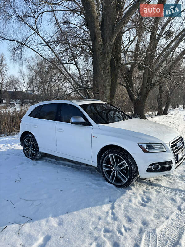 Внедорожник / Кроссовер Audi Q5 2014 в Переяславе