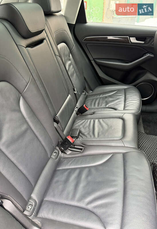 Внедорожник / Кроссовер Audi Q5 2014 в Мостиске