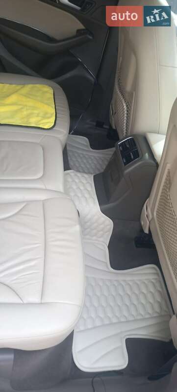 Позашляховик / Кросовер Audi Q5 2015 в Сокалі