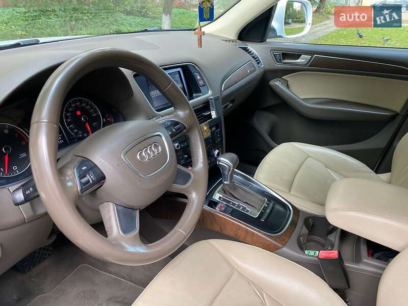 Внедорожник / Кроссовер Audi Q5 2013 в Ивано-Франковске