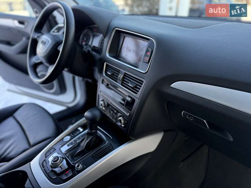 Внедорожник / Кроссовер Audi Q5 2014 в Днепре